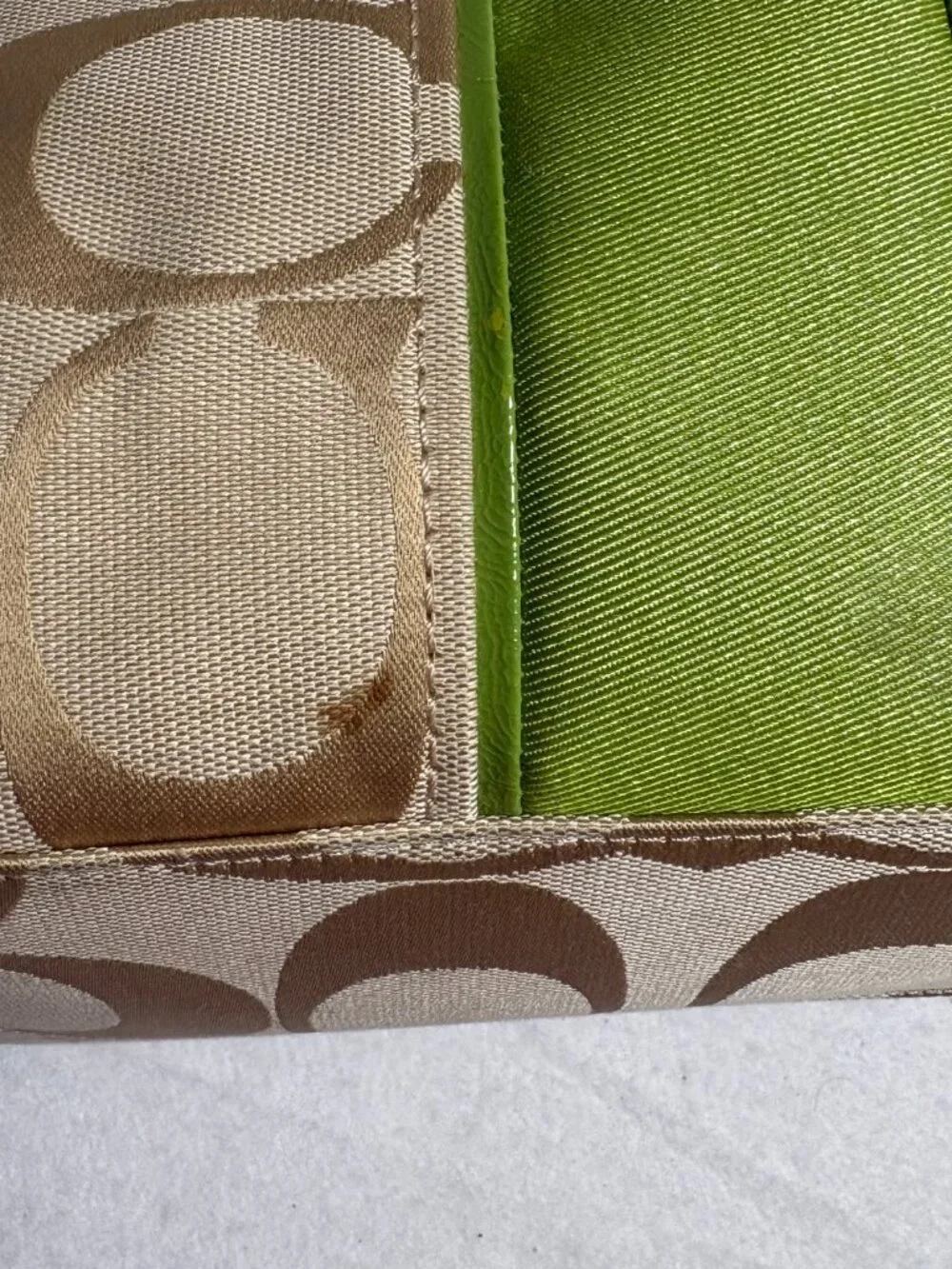Coach poppy signature